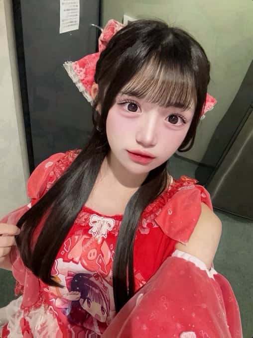 星野 あみ（ほしの あみ）【レッド】プロフィール｜MEGAFON【メガフォン】画像