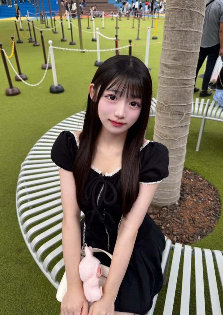 星野 あみ（ほしの あみ）【レッド】プロフィール｜MEGAFON【メガフォン】画像