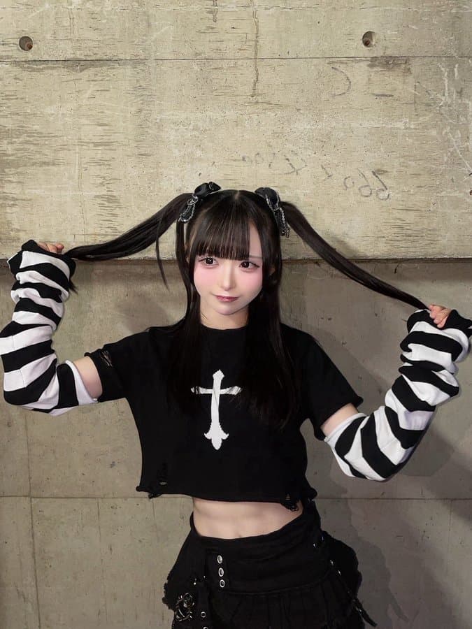 小晴 のか(こはる のか)【オレンジ】プロフィール|MEGAFON【メガフォン】画像