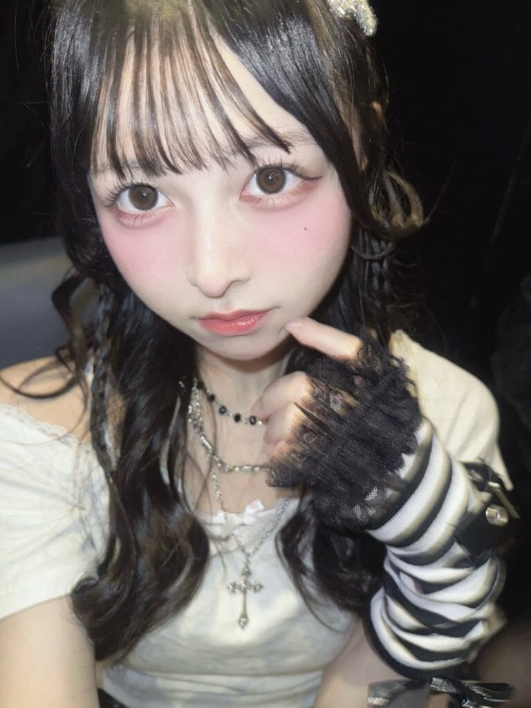 宮代 ゆき(みやしろ ゆき)【ホワイト】プロフィール|MEGAFON【メガフォン】画像