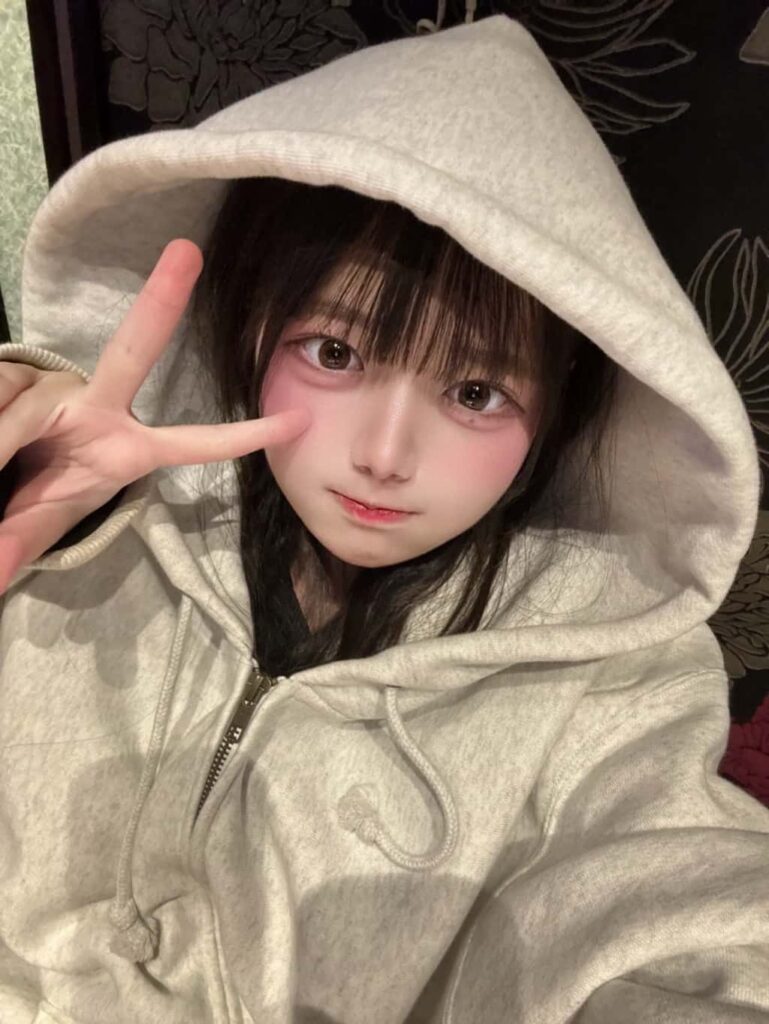 明音 いろは(らむね いろは)【ブルー】プロフィール|MEGAFON【メガフォン】画像