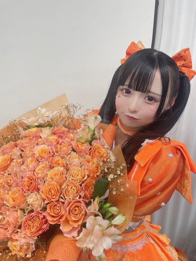 小晴 のか(こはる のか)【オレンジ】プロフィール|MEGAFON【メガフォン】画像