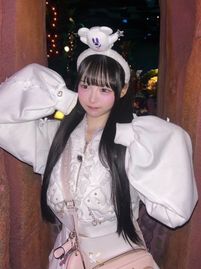 好実 れん（このみ れん）【ピンク】プロフィール｜MEGAFON【メガフォン】画像