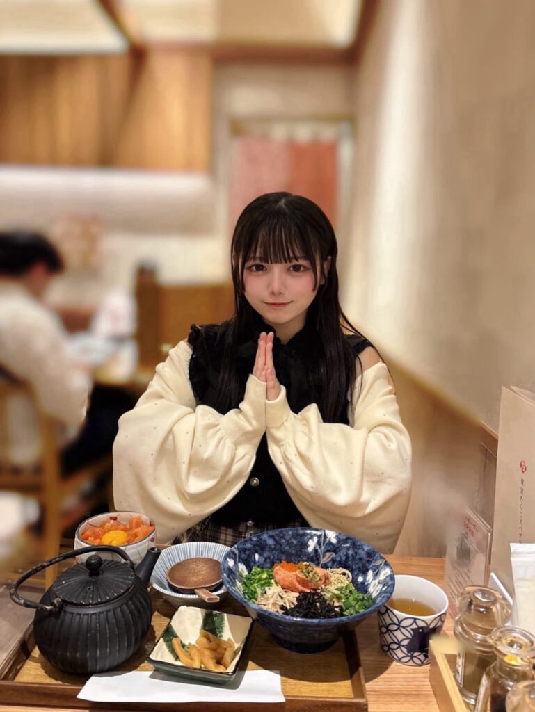 明音 いろは(らむね いろは)【ブルー】プロフィール|MEGAFON【メガフォン】画像