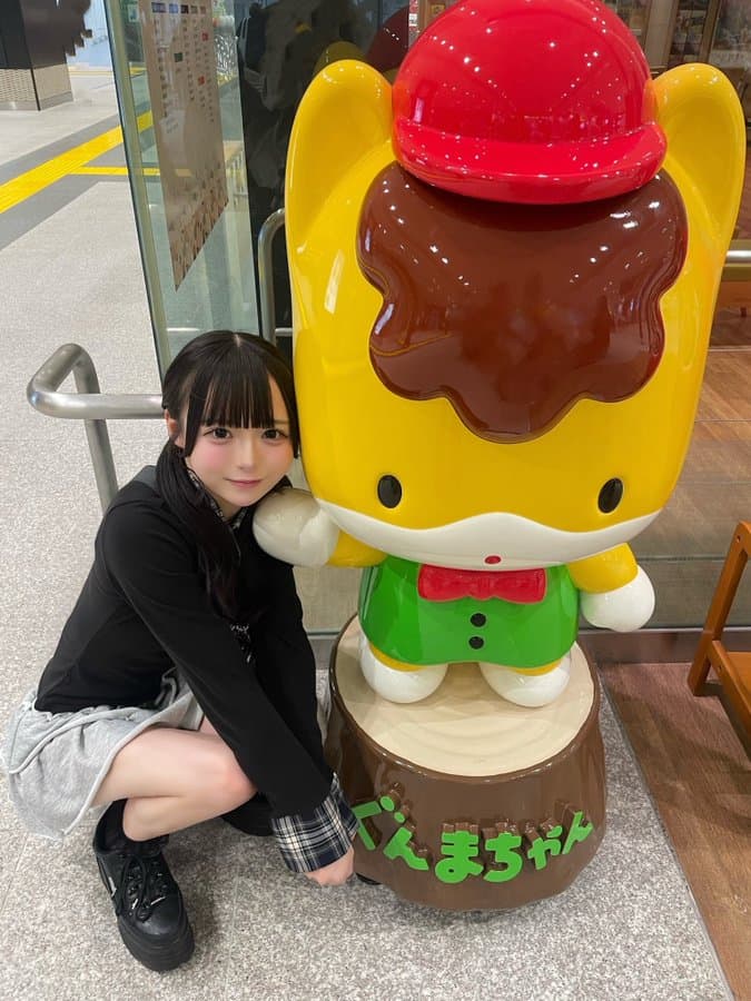 小晴 のか(こはる のか)【オレンジ】プロフィール|MEGAFON【メガフォン】画像