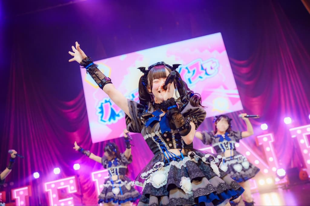 小晴 のか(こはる のか)【オレンジ】プロフィール|MEGAFON【メガフォン】画像