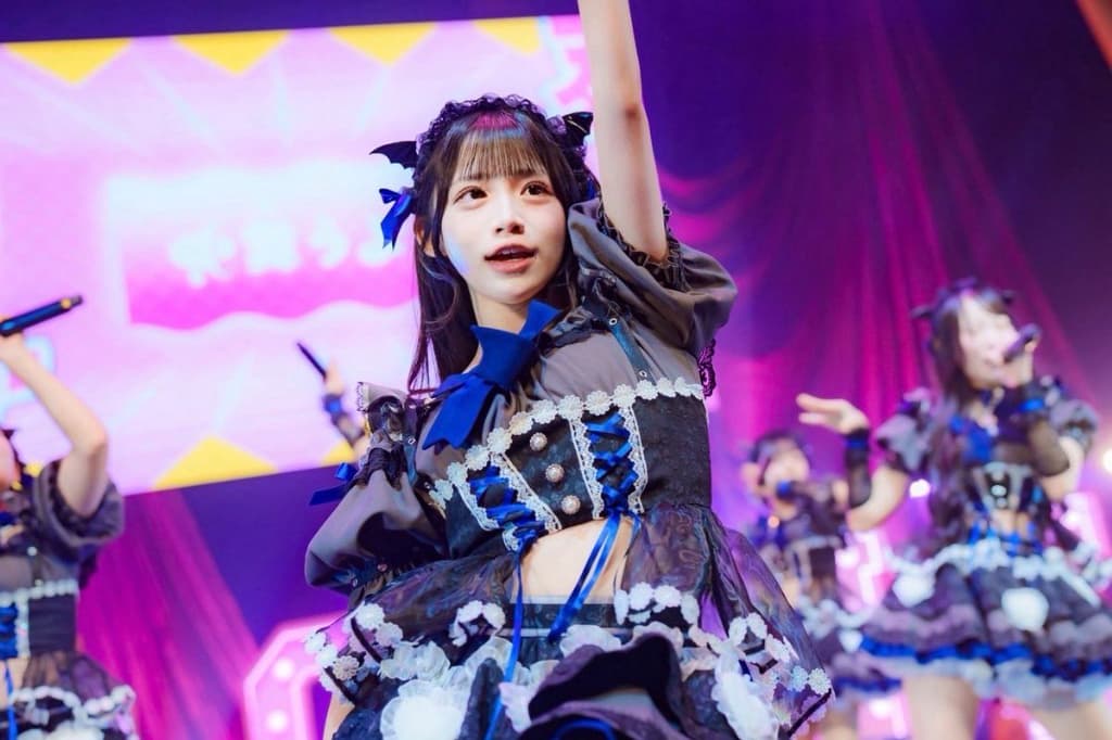 星野 あみ(ほしの あみ)【レッド】プロフィール|MEGAFON【メガフォン】画像