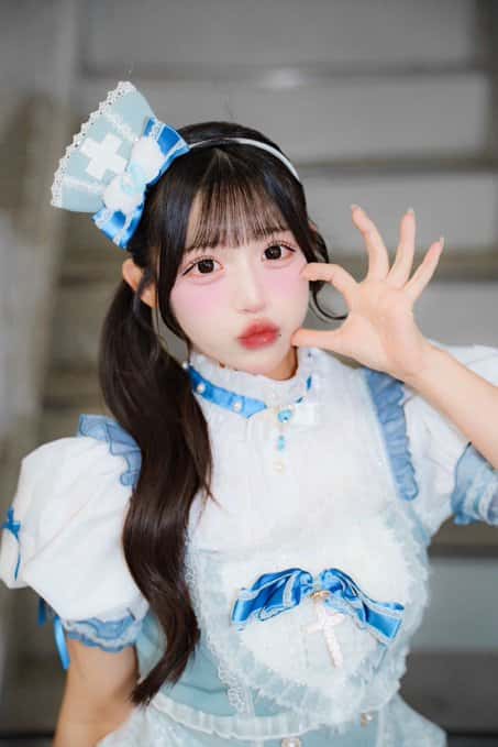 星野 あみ(ほしの あみ)【レッド】プロフィール|MEGAFON【メガフォン】画像