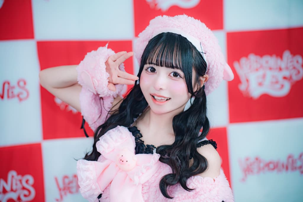 宮代 ゆき(みやしろ ゆき)【ホワイト】プロフィール|MEGAFON【メガフォン】画像