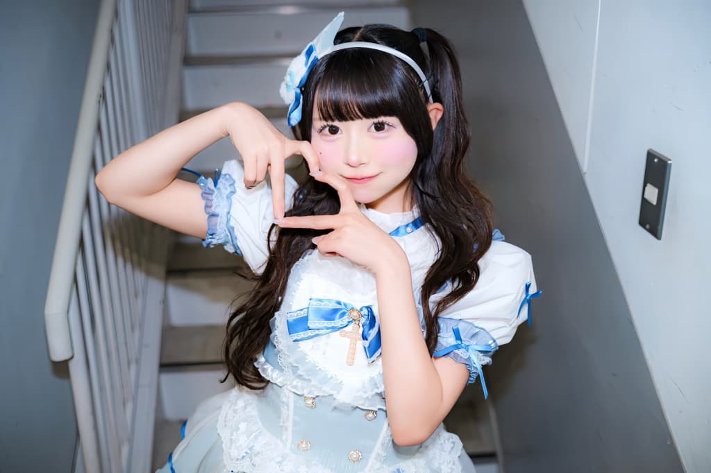 羽雲 ろこ(わくも ろこ)【スカイブルー】プロフィール|MEGAFON【メガフォン】画像