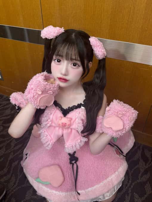 星野 あみ(ほしの あみ)【レッド】プロフィール|MEGAFON【メガフォン】画像