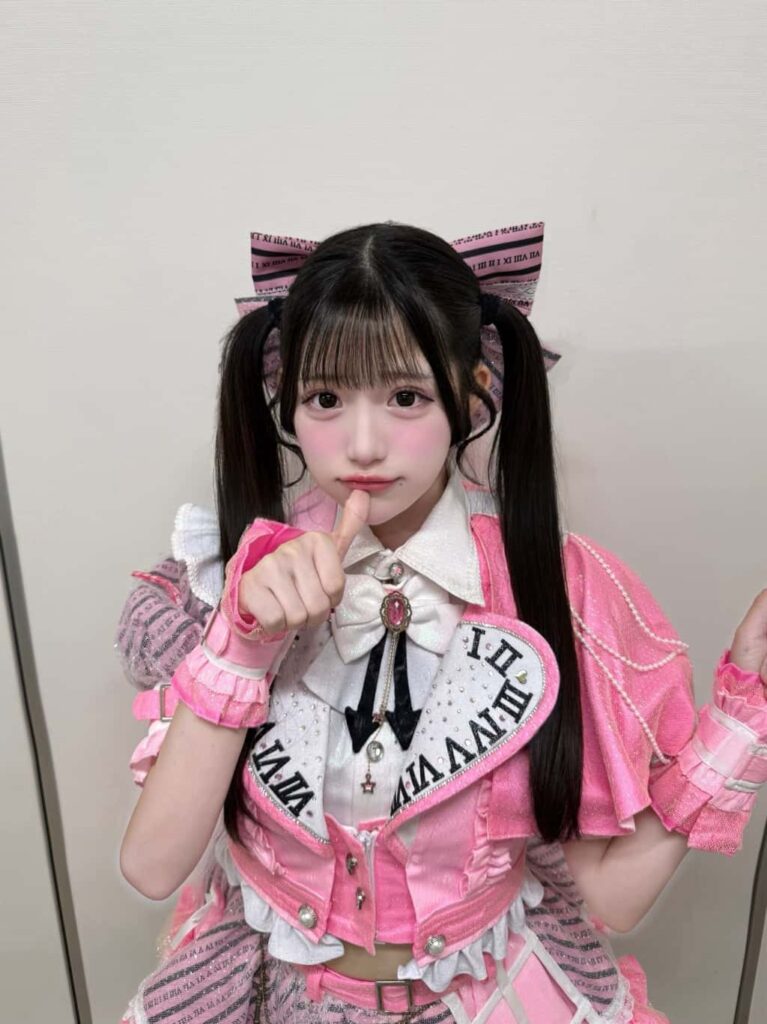 星野 あみ(ほしの あみ)【レッド】プロフィール|MEGAFON【メガフォン】画像