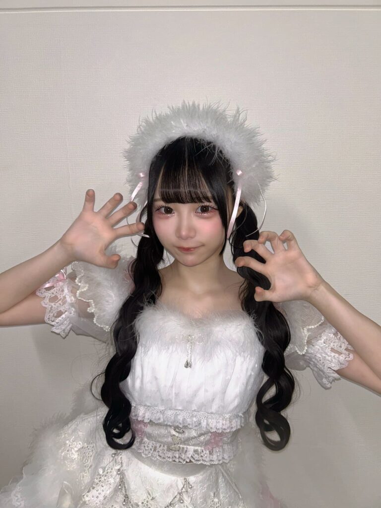 好実 れん（このみ れん）【ピンク】プロフィール｜MEGAFON【メガフォン】画像