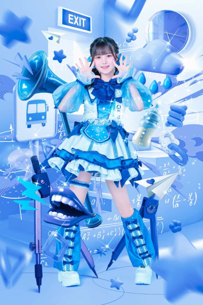 MEGAFON【メガフォン】アーティスト写真 コスチューム 2 明音 いろは（らむね いろは）【べいびーブルー】