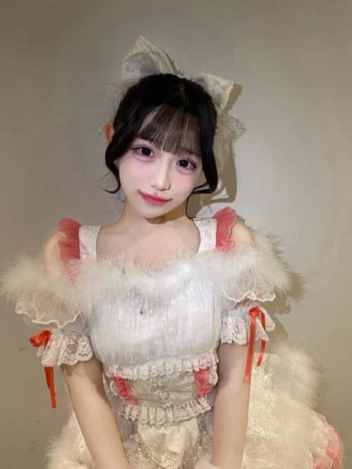 星野 あみ(ほしの あみ)【レッド】プロフィール|MEGAFON【メガフォン】画像