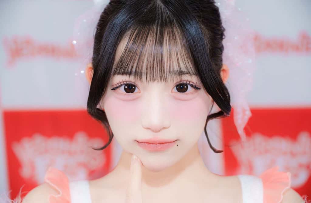 星野 あみ(ほしの あみ)【レッド】プロフィール|MEGAFON【メガフォン】画像