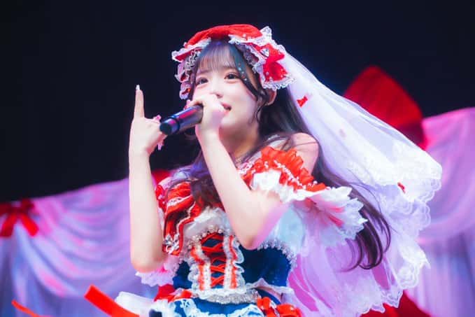 星野 あみ(ほしの あみ)【レッド】プロフィール|MEGAFON【メガフォン】画像