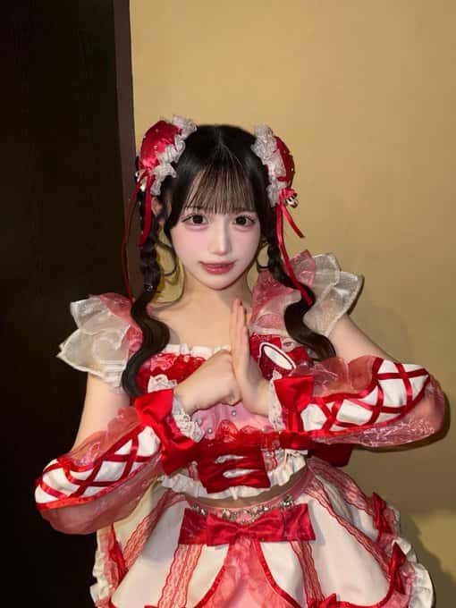 星野 あみ(ほしの あみ)【レッド】プロフィール|MEGAFON【メガフォン】画像