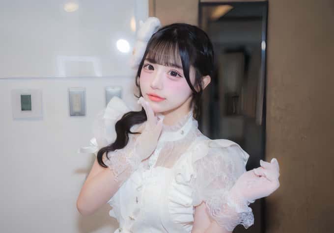 星野 あみ(ほしの あみ)【レッド】プロフィール|MEGAFON【メガフォン】画像