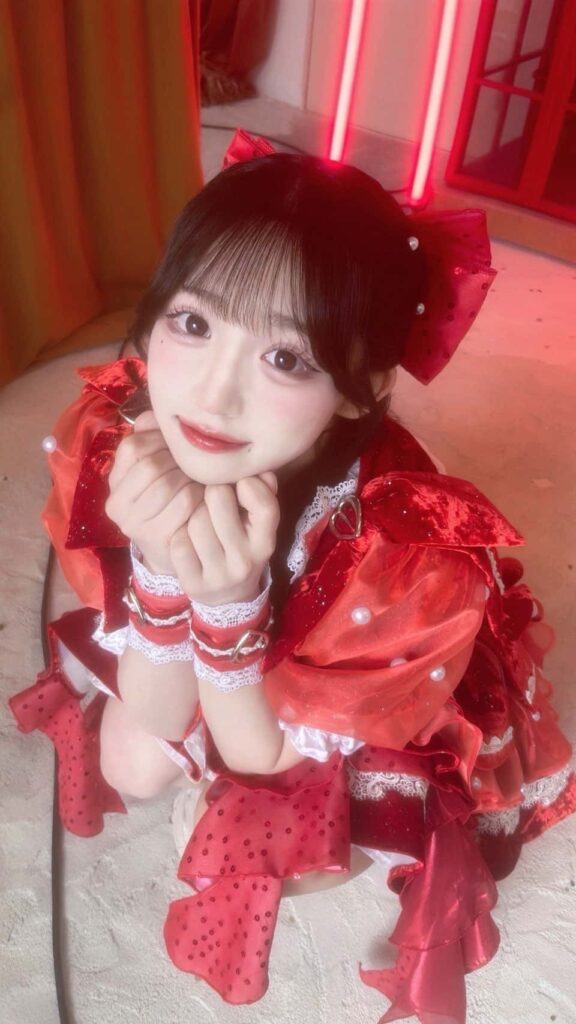 星野 あみ（ほしの あみ）【レッド】プロフィール｜MEGAFON【メガフォン】画像