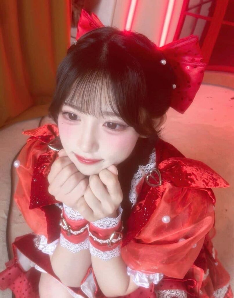 星野 あみ（ほしの あみ）【レッド】プロフィール｜MEGAFON【メガフォン】画像
