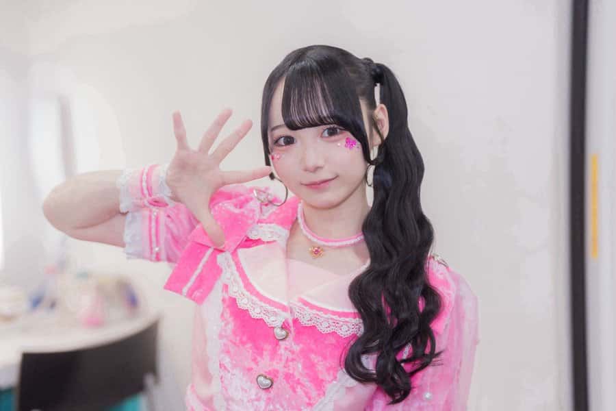 好実 れん(このみ れん)【ピンク】プロフィール|MEGAFON【メガフォン】画像