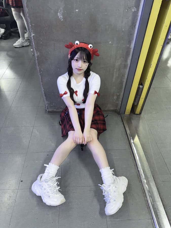 星野 あみ（ほしの あみ）【レッド】プロフィール｜MEGAFON【メガフォン】画像