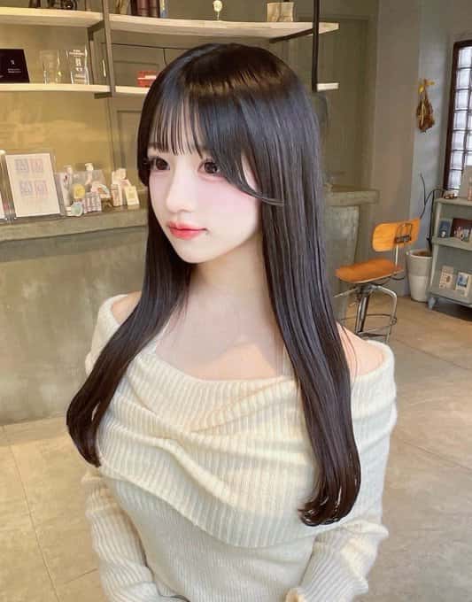 星野 あみ（ほしの あみ）【レッド】プロフィール｜MEGAFON【メガフォン】画像