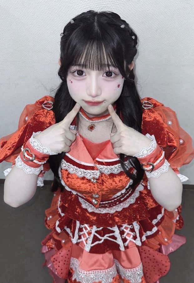 星野 あみ（ほしの あみ）【レッド】プロフィール｜MEGAFON【メガフォン】画像