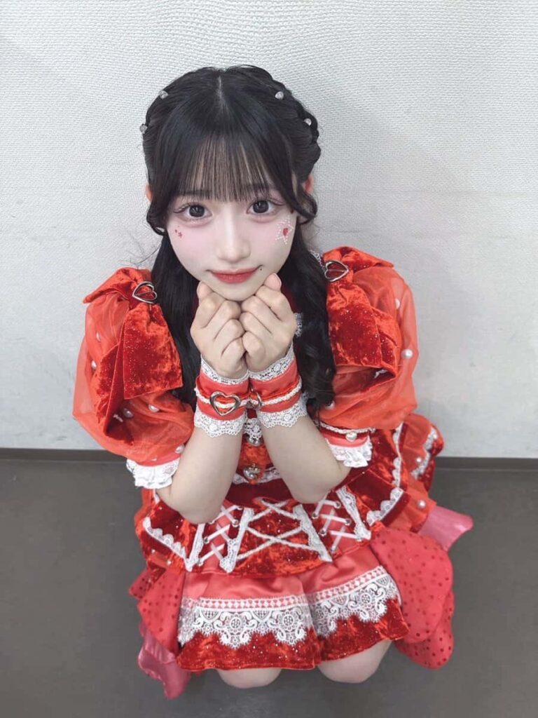 星野 あみ（ほしの あみ）【レッド】プロフィール｜MEGAFON【メガフォン】画像