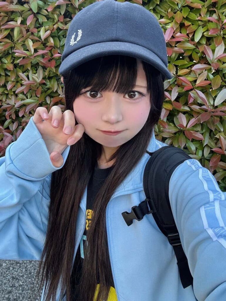 羽雲 ろこ(わくも ろこ)【スカイブルー】プロフィール|MEGAFON【メガフォン】画像