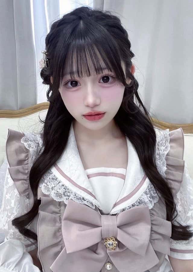 星野 あみ（ほしの あみ）【レッド】プロフィール｜MEGAFON【メガフォン】画像