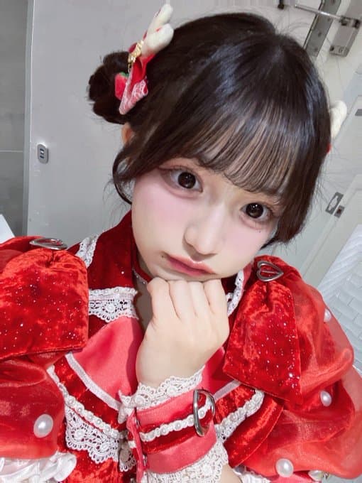 星野 あみ（ほしの あみ）【レッド】プロフィール｜MEGAFON【メガフォン】画像
