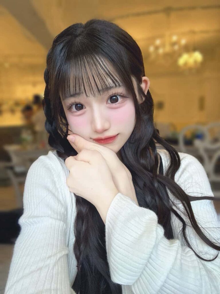 星野 あみ（ほしの あみ）【レッド】プロフィール｜MEGAFON【メガフォン】画像