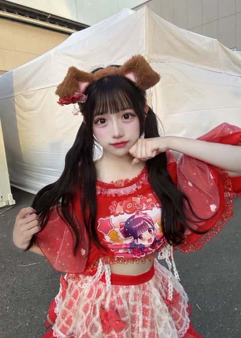 星野 あみ（ほしの あみ）【レッド】プロフィール｜MEGAFON【メガフォン】画像