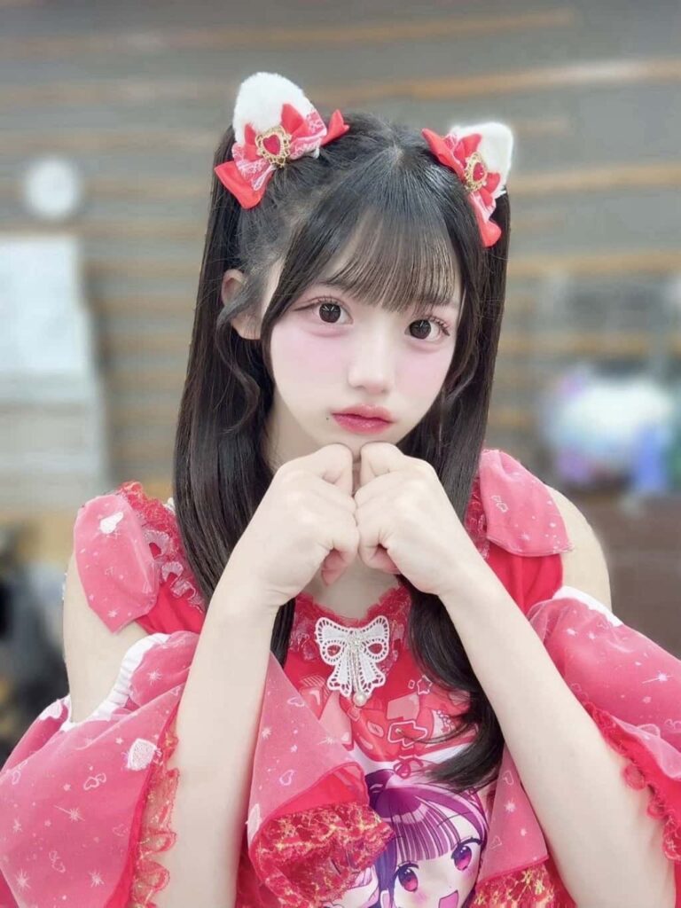 星野 あみ（ほしの あみ）【レッド】プロフィール｜MEGAFON【メガフォン】画像