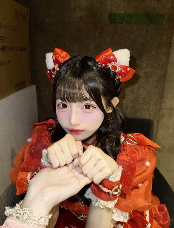 星野 あみ（ほしの あみ）【レッド】プロフィール｜MEGAFON【メガフォン】画像