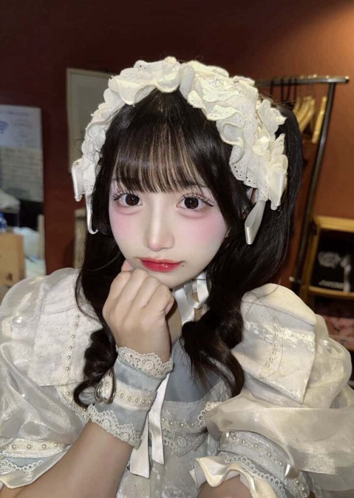 星野 あみ（ほしの あみ）【レッド】プロフィール｜MEGAFON【メガフォン】画像