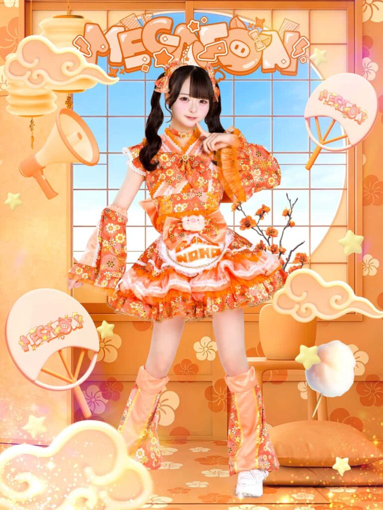 【衣装】Lala arena コレクション 2026｜MEGAFON【メガフォン】小晴 のか