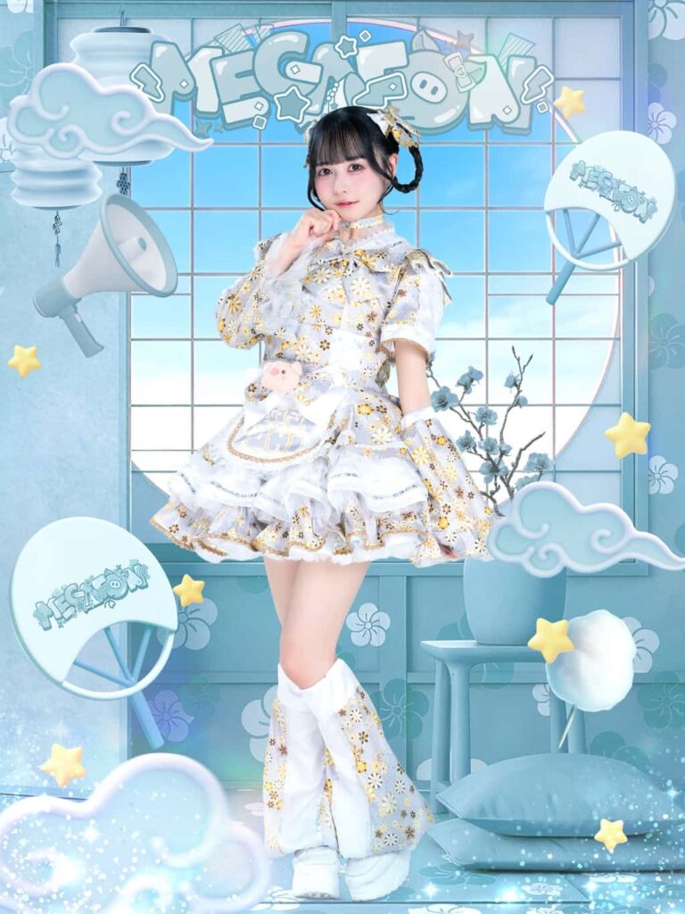 衣装】Lala arena コレクション 2026｜MEGAFON【メガフォン