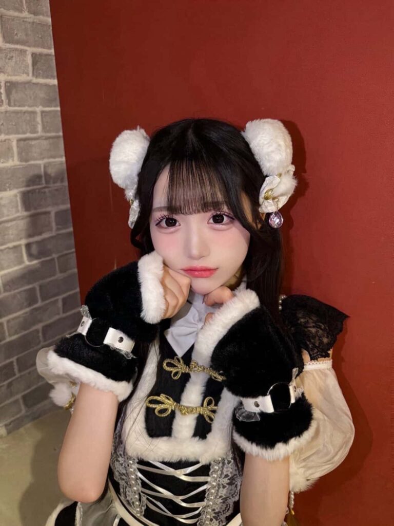 星野 あみ（ほしの あみ）【レッド】プロフィール｜MEGAFON【メガフォン】画像