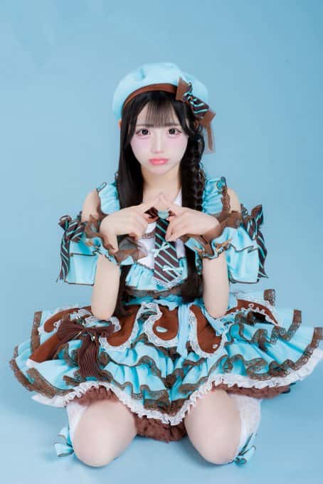 星野 あみ（ほしの あみ）【レッド】プロフィール｜MEGAFON【メガフォン】画像