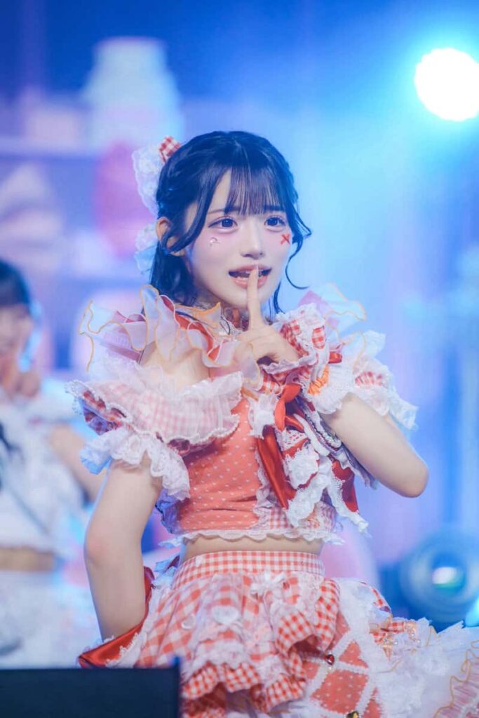 星野 あみ（ほしの あみ）【レッド】プロフィール｜MEGAFON【メガフォン】画像