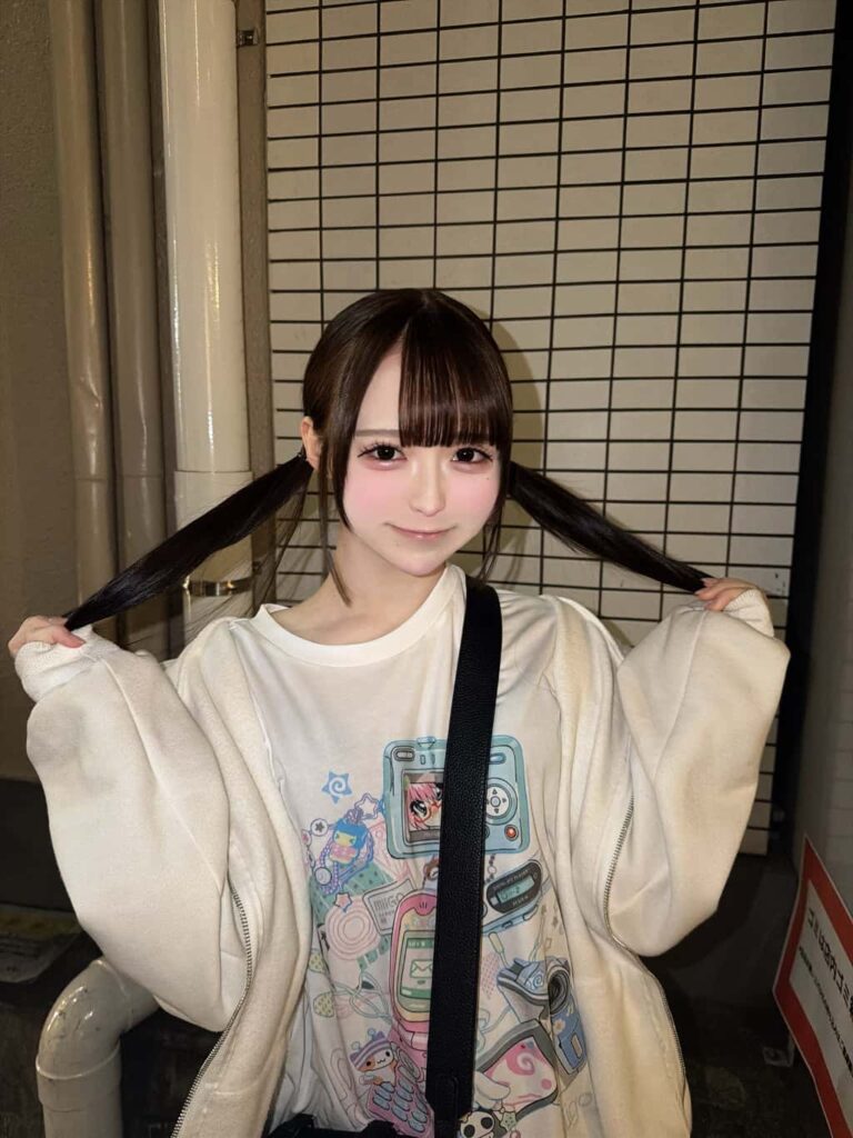 小晴 のか（こはる のか）【オレンジ】プロフィール｜MEGAFON【メガフォン】画像