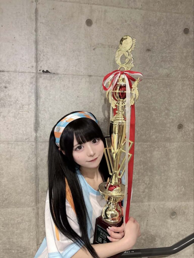 羽雲 ろこ（わくも ろこ）【スカイブルー】プロフィール｜MEGAFON【メガフォン】画像
