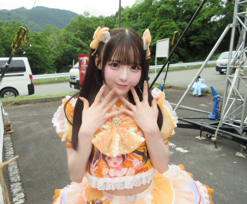 小晴 のか(こはる のか)【オレンジ】プロフィール|MEGAFON【メガフォン】画像