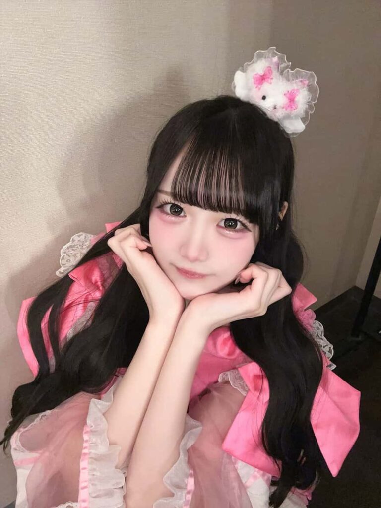 好実 れん(このみ れん)【ピンク】プロフィール|MEGAFON【メガフォン】画像