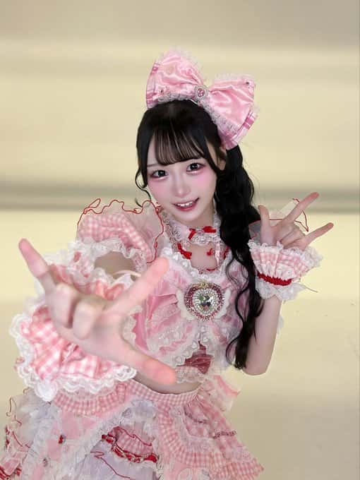 好実 れん(このみ れん)【ピンク】プロフィール|MEGAFON【メガフォン】画像