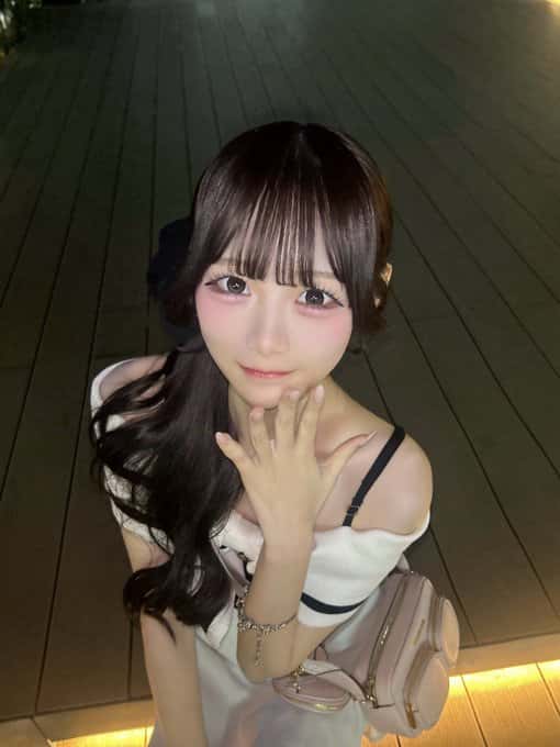 好実 れん(このみ れん)【ピンク】プロフィール|MEGAFON【メガフォン】画像