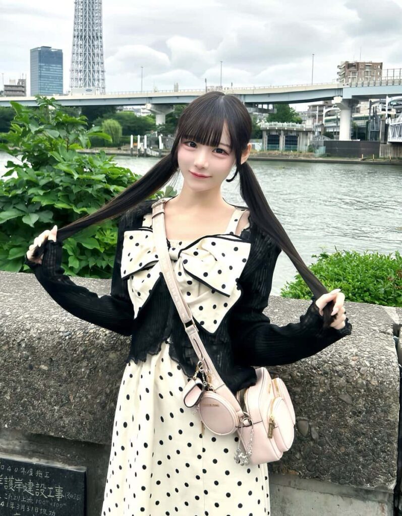 好実 れん(このみ れん)【ピンク】プロフィール|MEGAFON【メガフォン】画像